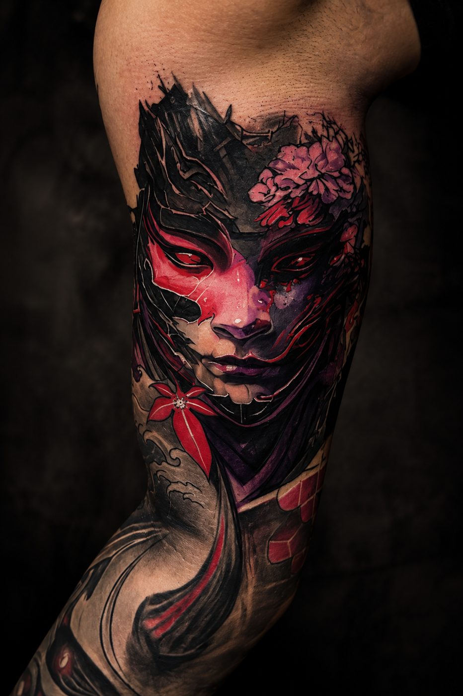 Masked geisha at THRONE, Northampton